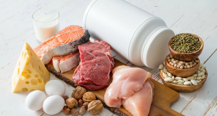 Varios alimentos proteicos.